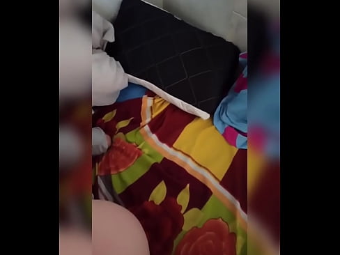 ❤️ Wandinogara naye anogara ega kumba nekuti murume wake anoenda kuzororo ini ndinotora mukana wekusvira nekuzadza mbongoro yake nemukaka. ☑ ️❤